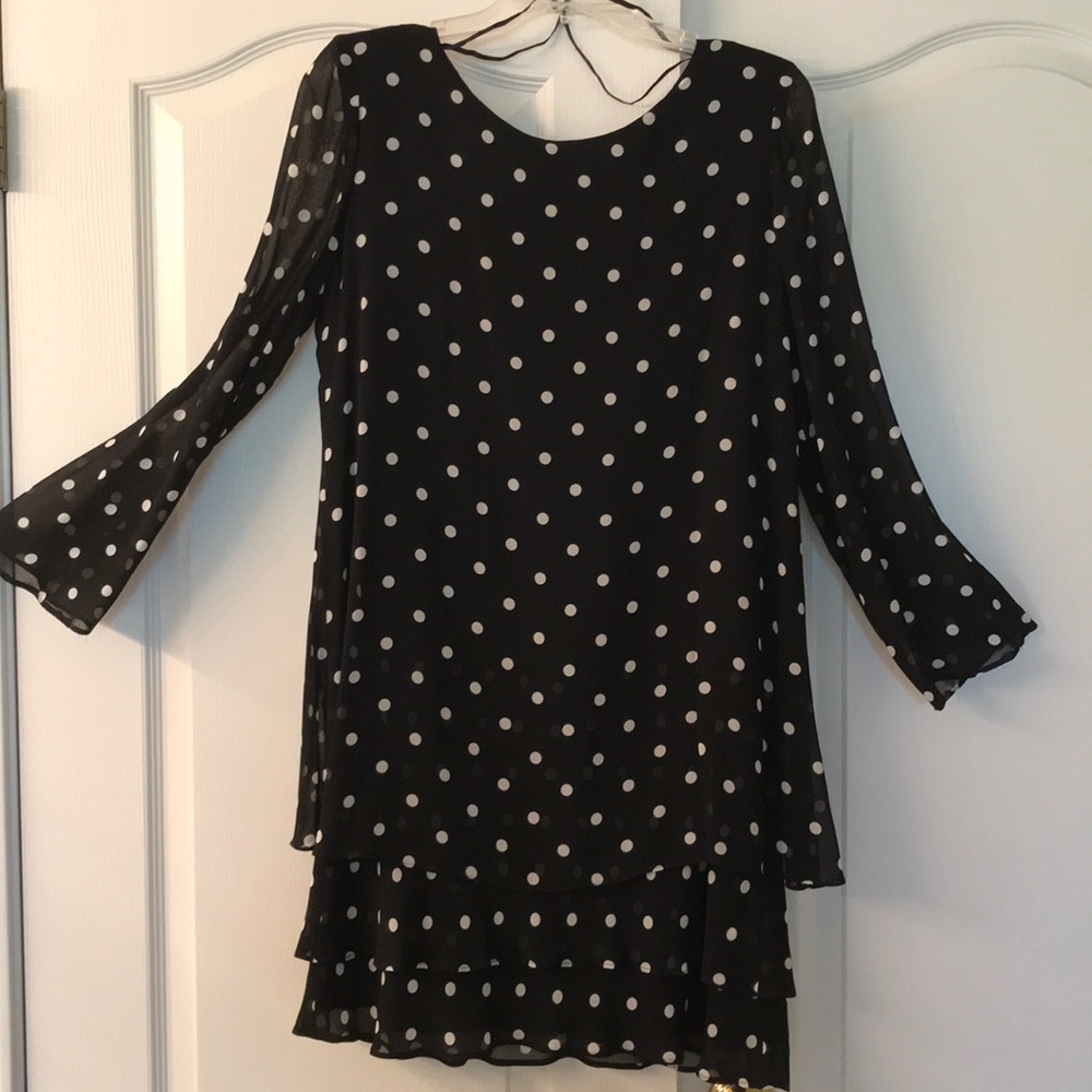 Jones New York ladies Sz 8 dress black &wh…